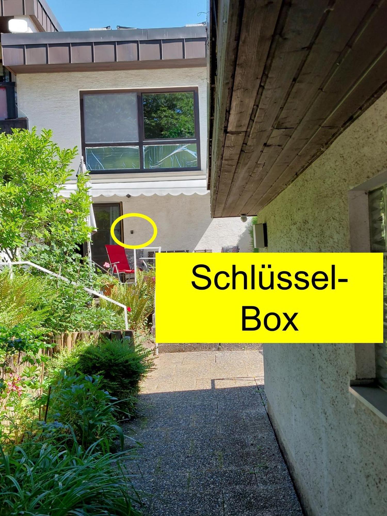 Grosszuegige Wohnung Mit Terrasse Wuerzburg, Zell Zell am Main Exterior foto